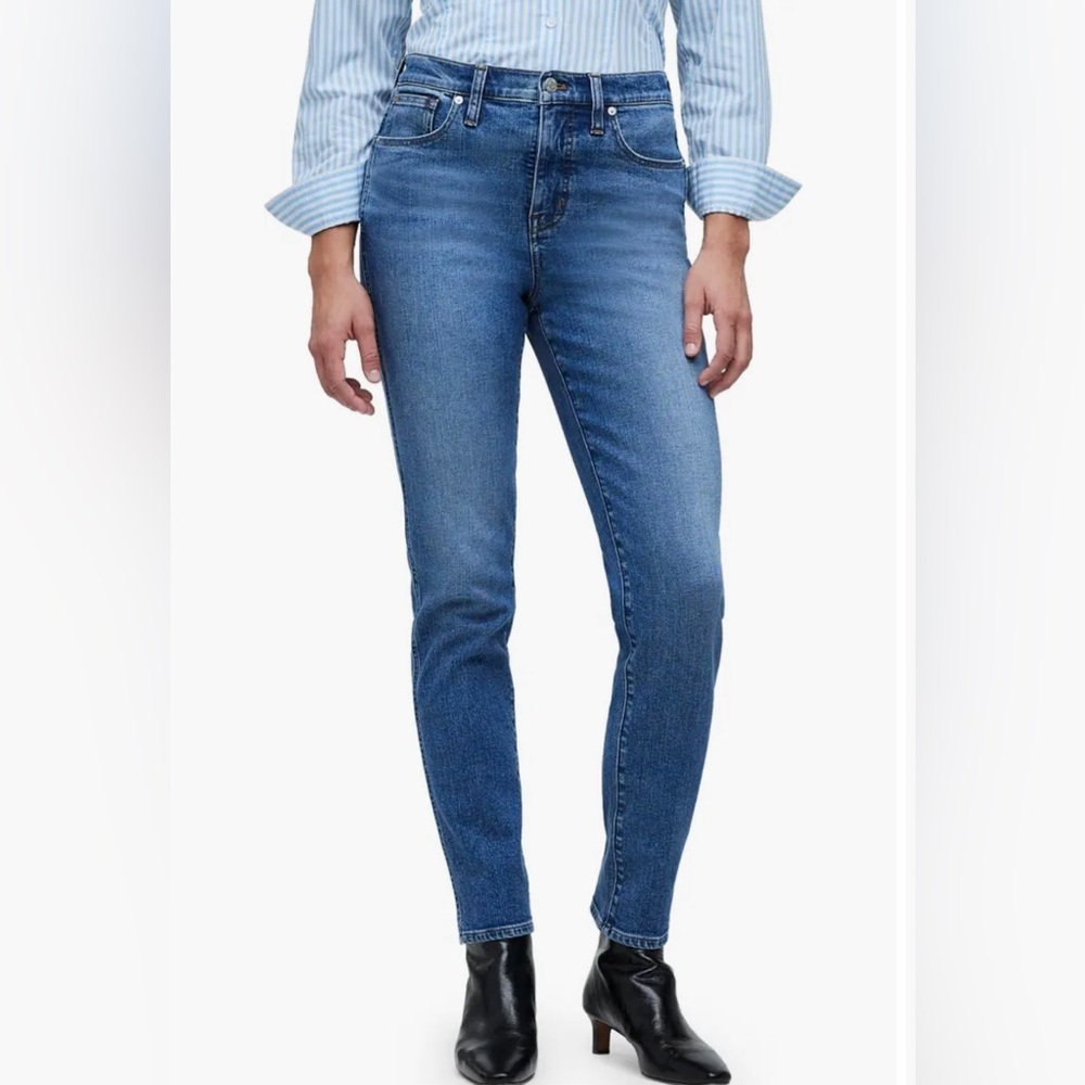 Madewell High Waist Stovepipe Jeans Color: Light Blue Wash Size 32 NWT
